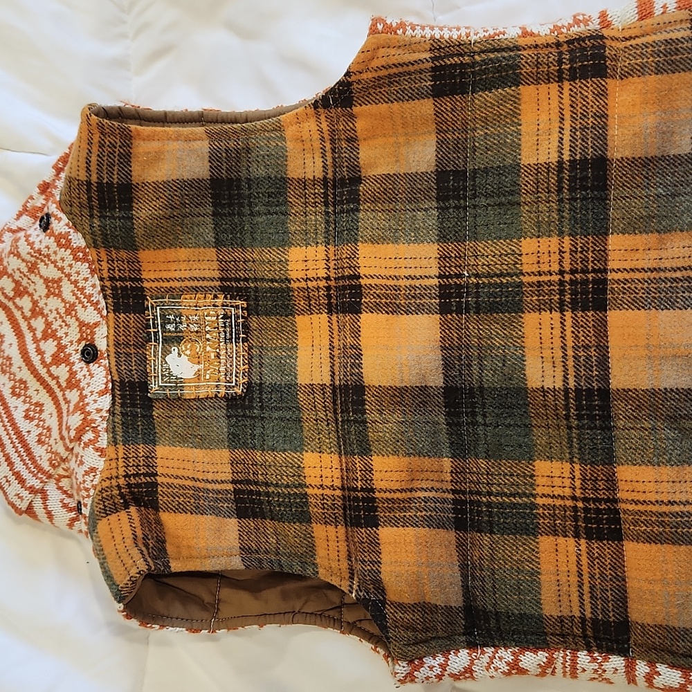Da Nang quilted vest with removable hood - Picture 5 of 5